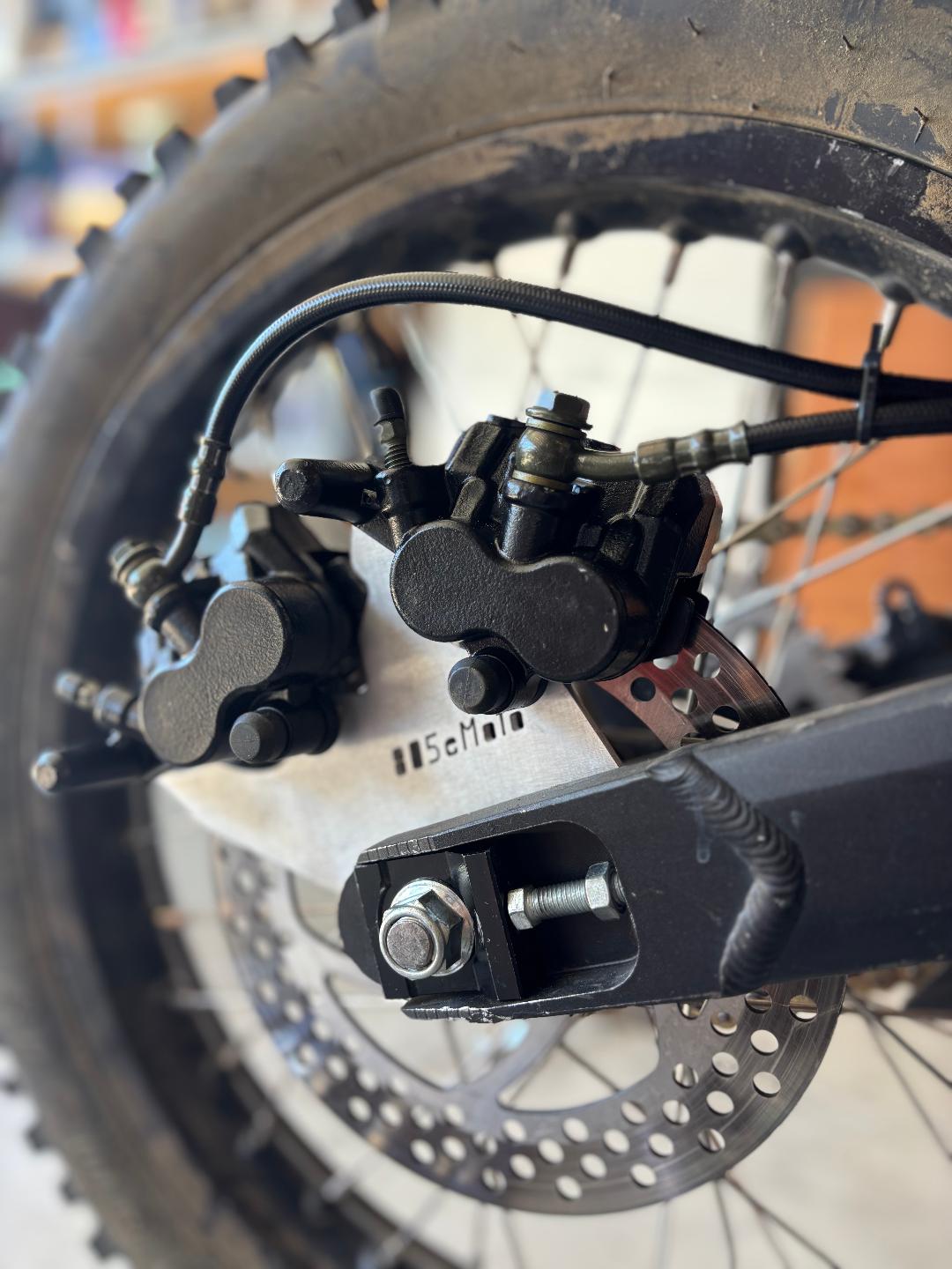 Rawrr Mantis X PRO (220mm Rotor) Dual Caliper Complete Foot Brake / Left Lever Custom Peg Brackets and Caliper Bracket