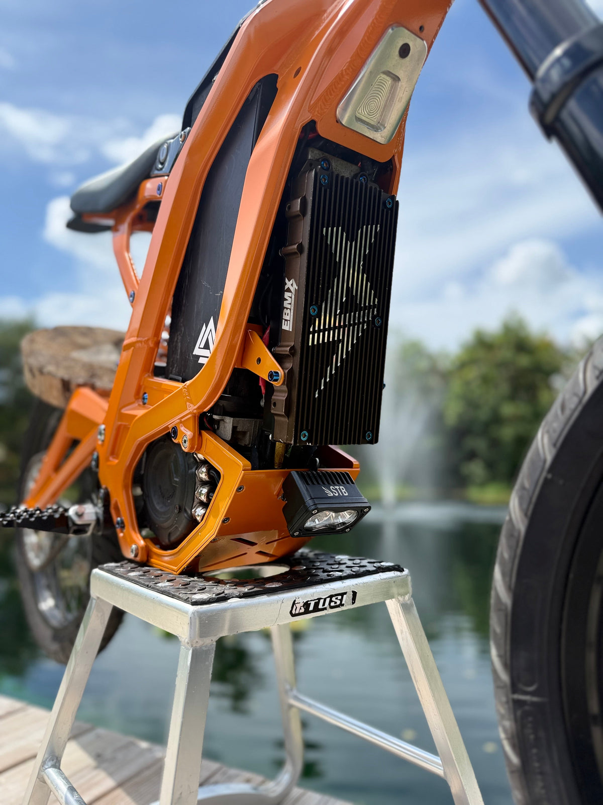 Wheelie Light